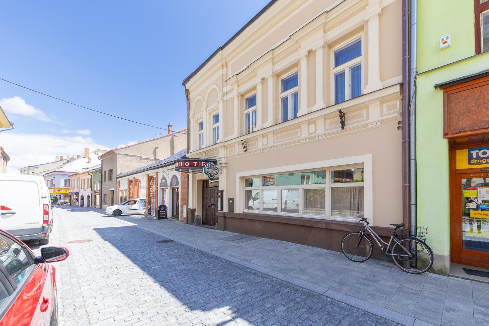 Hotel Pivovar Policka Exterior photo